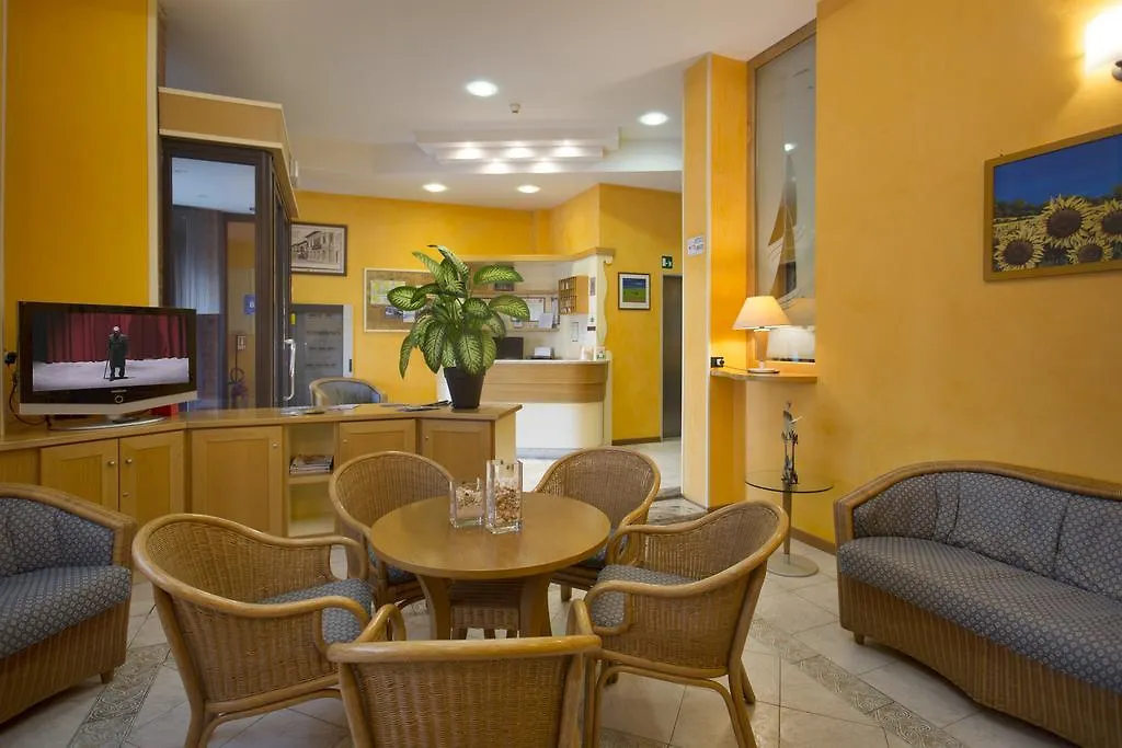Hotel Pardini Viareggio 3*,
