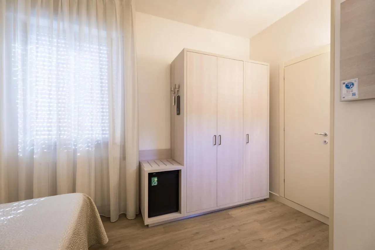 Hotel Pardini Viareggio 3*,  Italien